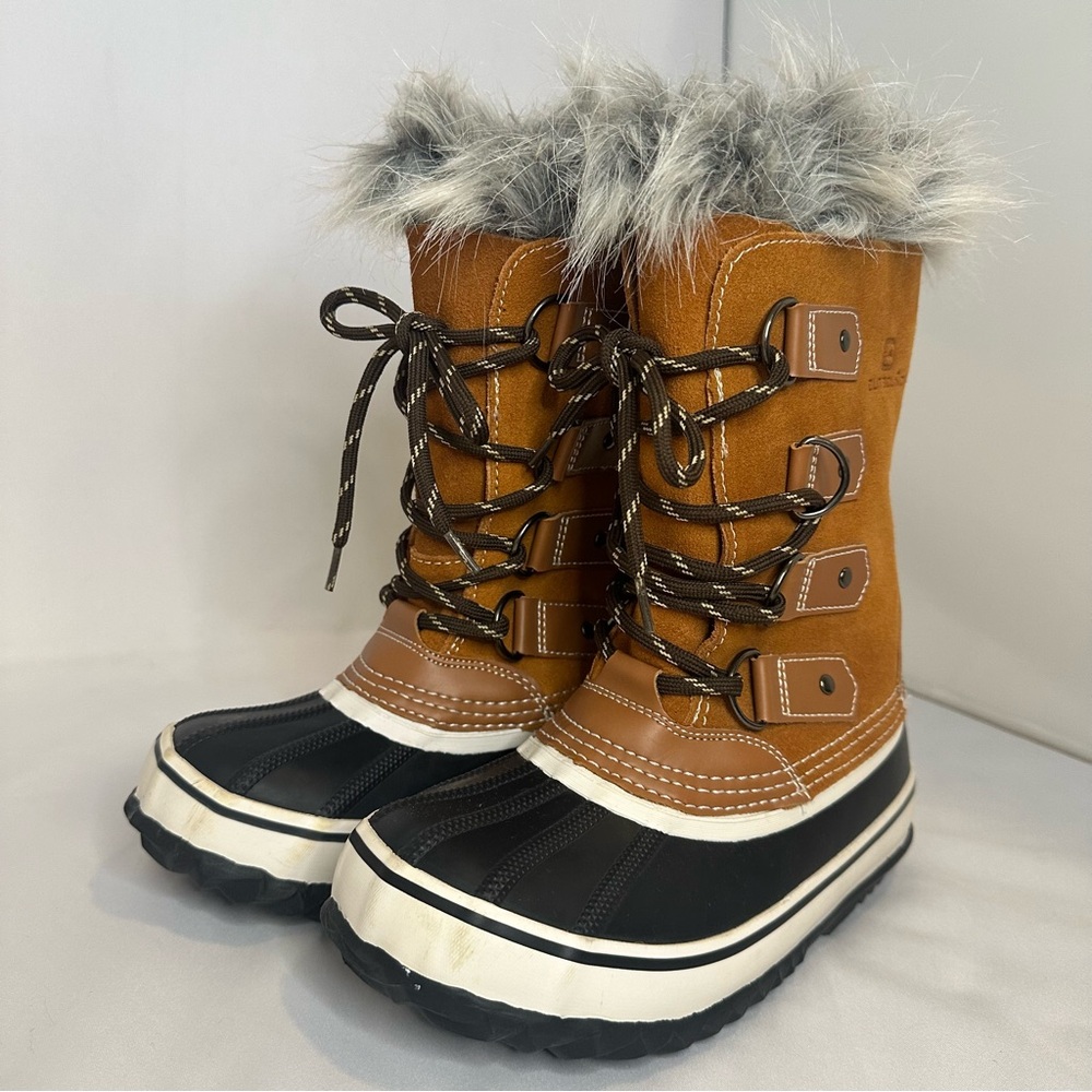 Outbound Frost Women's High Cut Boots,
Tan/Black Waterproof Winter Size 6